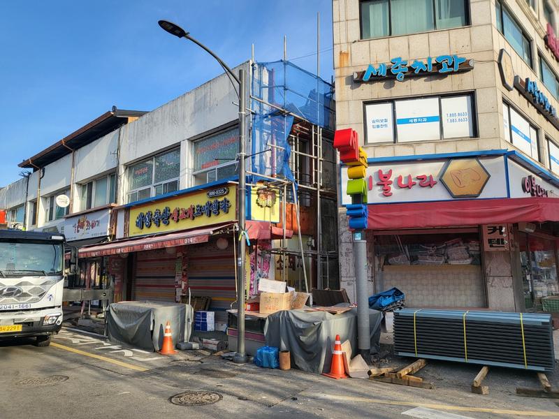 6fceef0216e88854e3179c914bae8540_1758625857_9946.jpg